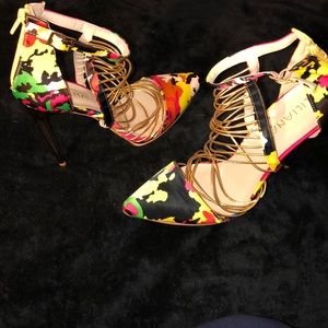 Multicolored Platformed Heels